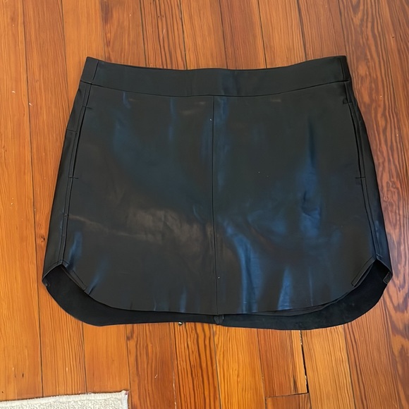 New with tag Karina Grimaldi black real leather skirt. Size medium. Fits like 6 - Picture 7 of 7
